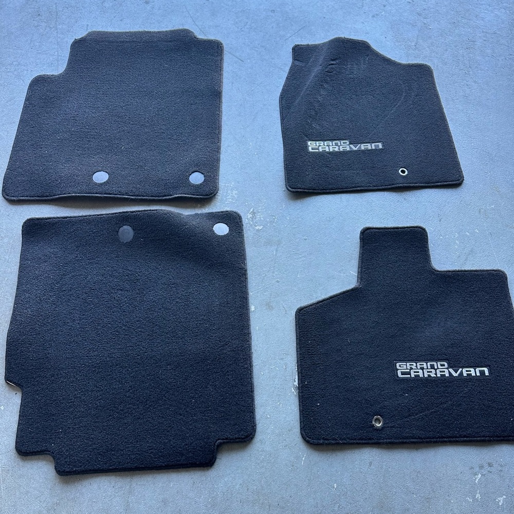 Grand Caravan Black Floor Mats